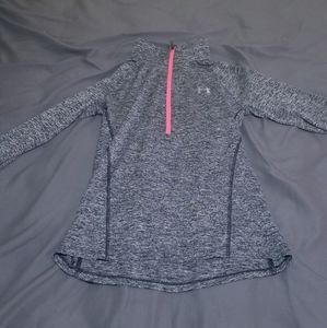 Under Armour Pullover swatshirt